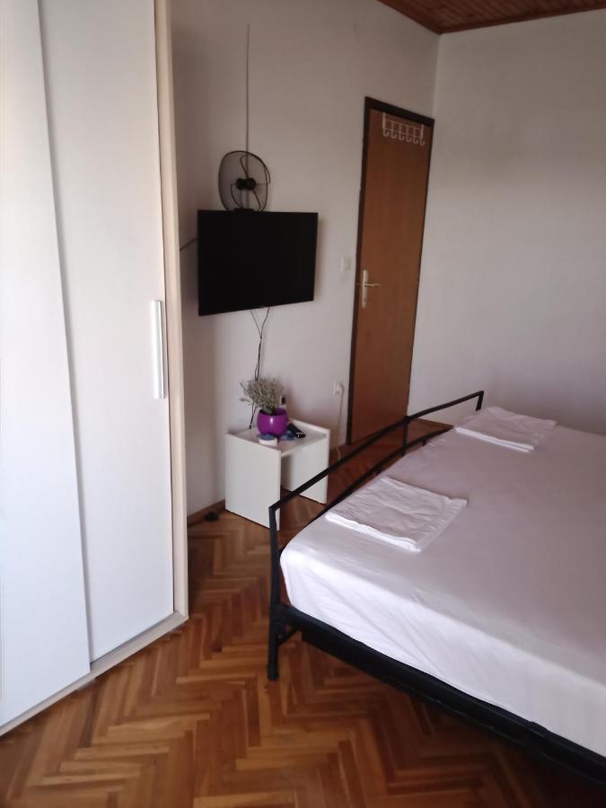 Apartments Lorio Vodice Exterior photo