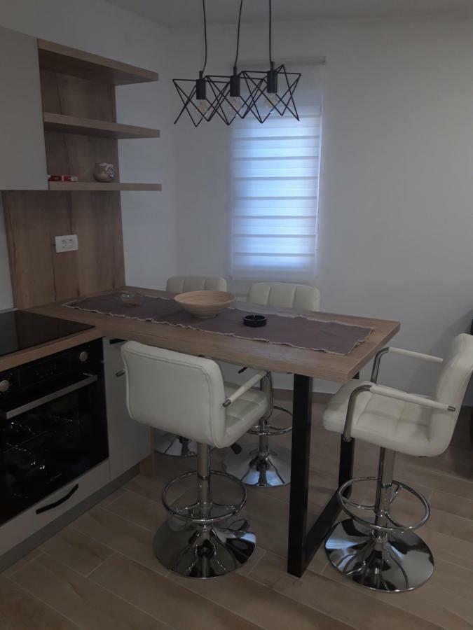 Apartments Lorio Vodice Exterior photo